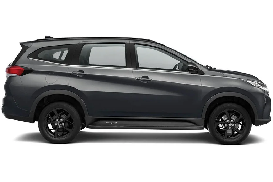 Perodua Aruz warna Garnet Red 2025