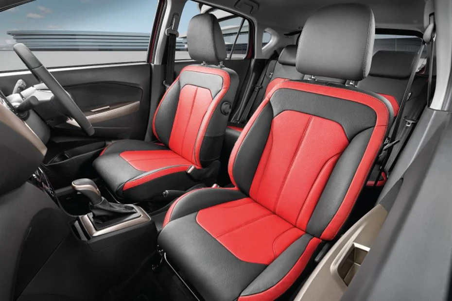 Tempat duduk hadapan fabrik interior Perodua Myvi